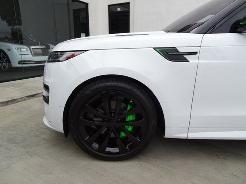 Used 2023 Land Rover Range Rover Sport SE Dynamic AWD/4WD image 10