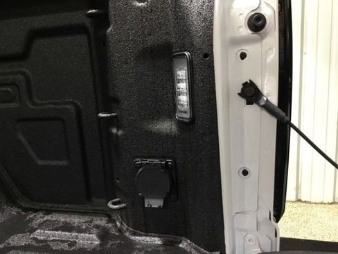 New 2025 GMC Sierra 1500 SLT w/ SLT Premium Package image 22