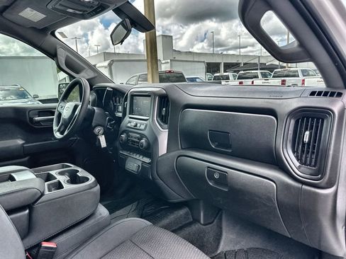 Certified 2022 Chevrolet Silverado 1500 Custom image 28