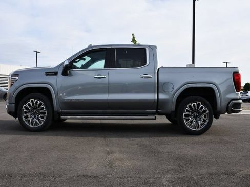 Used 2023 GMC Sierra 1500 Denali Ultimate AWD/4WD image 4