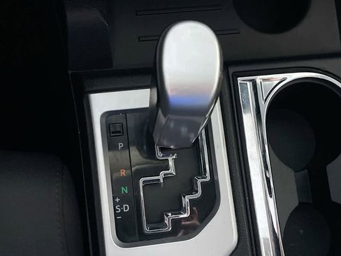 Used 2018 Toyota Tundra SR5 image 20