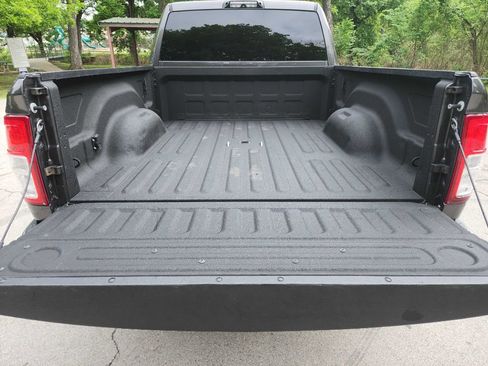 Used 2019 RAM 2500 Big Horn AWD/4WD image 9