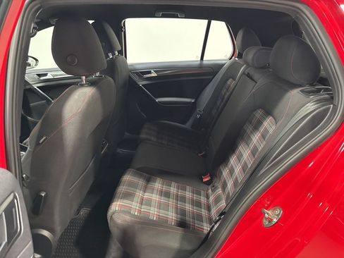 Used 2021 Volkswagen Golf 4-Door image 32