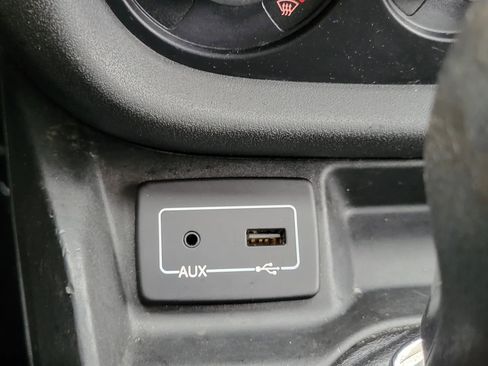 Used 2019 RAM ProMaster City Tradesman image 14