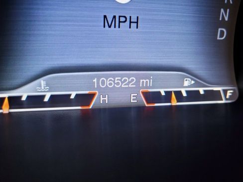 Used 2014 Jeep Cherokee Trailhawk w/ Technology Group image 3