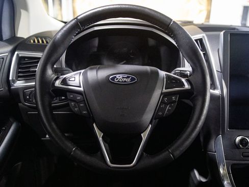 Used 2024 Ford Edge Titanium AWD/4WD image 18