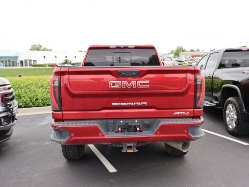 Used 2024 GMC Sierra 3500 AT4 w/ AT4 Preferred Package AWD/4WD image 14