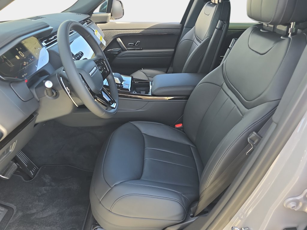 New 2027 Land Rover Range Rover Sport Dynamic SE AWD/4WD image 15