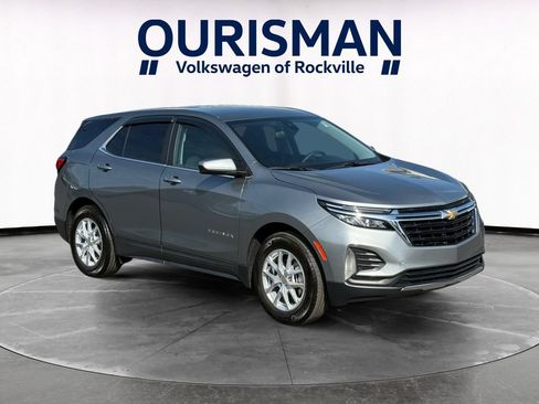Used 2024 Chevrolet Equinox LT FWD image 1