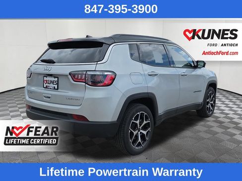 Used 2025 Jeep Compass Limited AWD/4WD image 6
