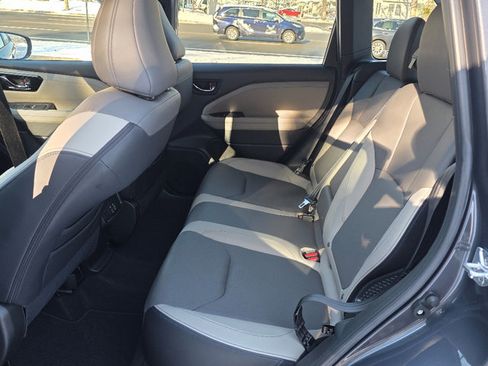 Certified 2025 Subaru Forester Limited image 30