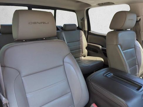 Used 2014 GMC Sierra 1500 Denali w/ Driver Alert Package AWD/4WD image 24