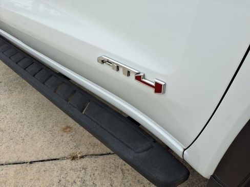 Used 2023 GMC Sierra 1500 AT4 w/ AT4 Premium Package image 11