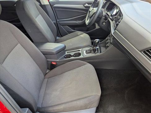 Used 2019 Volkswagen Jetta S w/ Driver Assistance Package FWD image 19