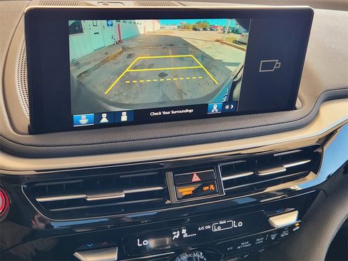 New 2026 Acura MDX SH-AWD image 19