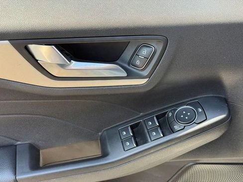 Used 2022 Ford Escape SEL AWD/4WD image 17