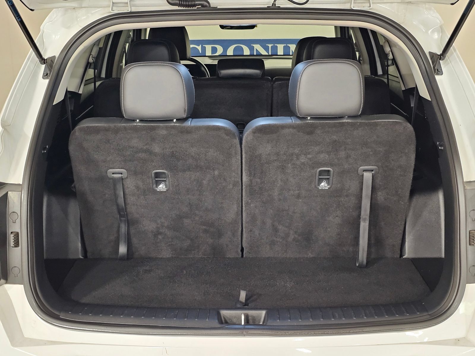 Used 2024 Kia Sorento S w/ Panoramic Sunroof Package FWD image 24