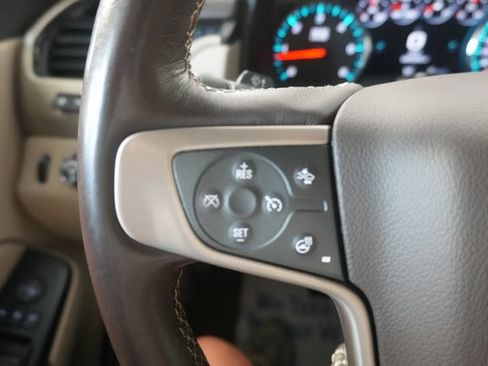 Used 2019 GMC Yukon XL Denali w/ Open Road Package AWD/4WD image 15