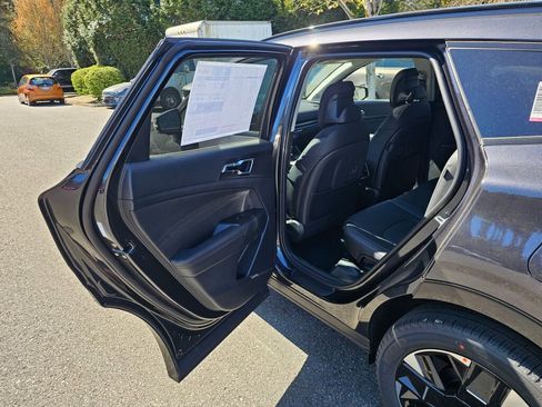 New 2026 Kia Sportage SX AWD/4WD image 22