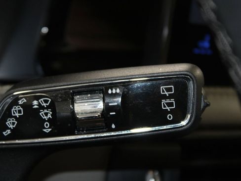 Used 2024 Lincoln Corsair Grand Touring w/ Equipment Group 301A AWD/4WD image 38