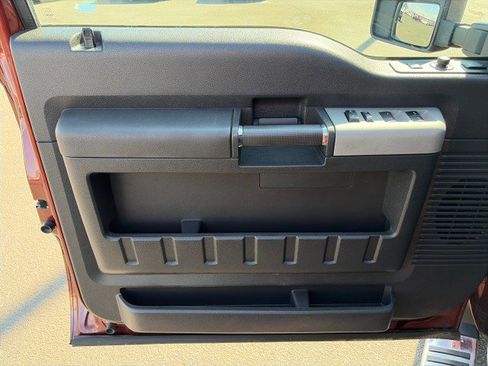 Used 2016 Ford F350 Lariat w/ Chrome Package image 12