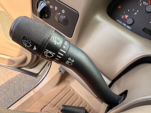 Used 2003 Ford F350 Lariat image 34