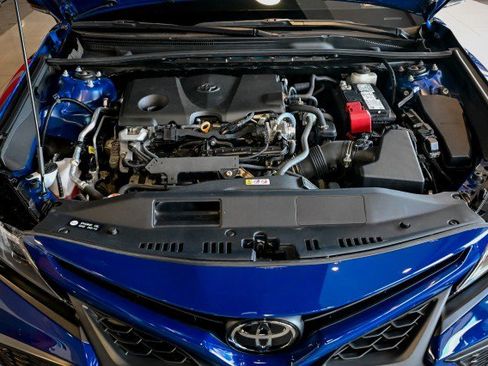 Used 2023 Toyota Camry SE w/ Cold Weather Package FWD image 38