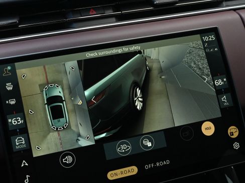 Used 2025 Land Rover Range Rover Sport Dynamic SE image 38