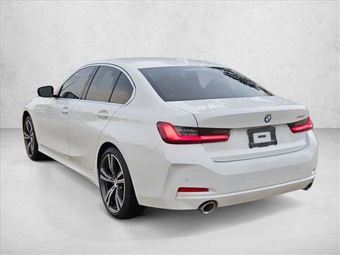 Used 2024 BMW 330i Sedan w/ Premium Package image 7