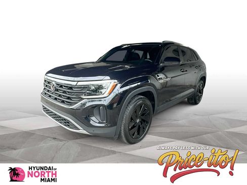 Used 2024 Volkswagen Atlas Cross Sport SE FWD image 1
