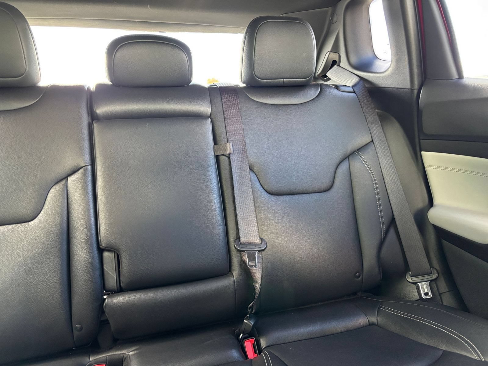 Used 2025 Jeep Compass Limited AWD/4WD image 37
