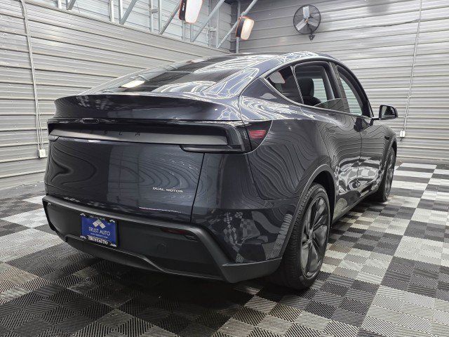 Used 2026 Tesla Model Y Long Range AWD/4WD image 5