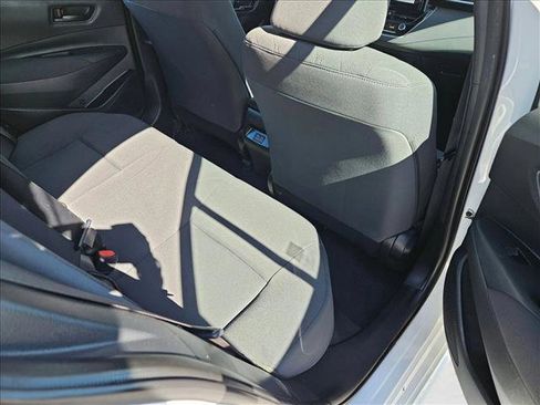 Used 2023 Toyota Corolla LE image 18