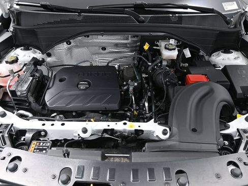 New 2025 Chevrolet TrailBlazer LT w/ Convenience Package FWD image 40
