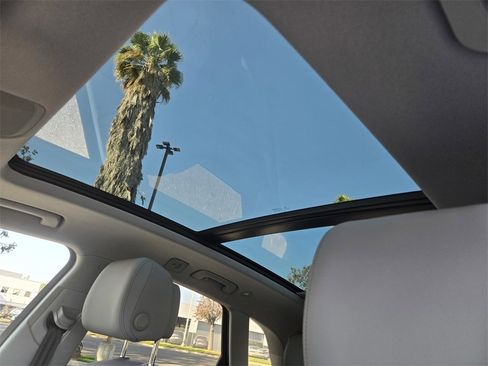 Used 2021 Audi Q5 2.0T Premium Plus w/ Premium Plus Package image 19