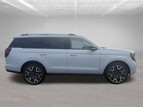 New 2026 Ford Expedition Platinum w/ Platinum Ultimate Package AWD/4WD image 2