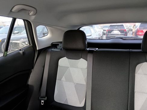 New 2026 Chevrolet Trax LS w/ LS Convenience Package FWD image 12