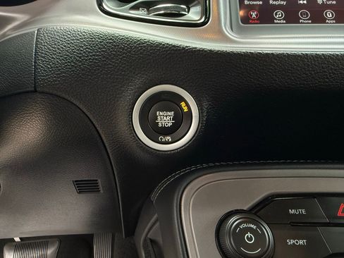 Used 2023 Dodge Challenger SXT image 42