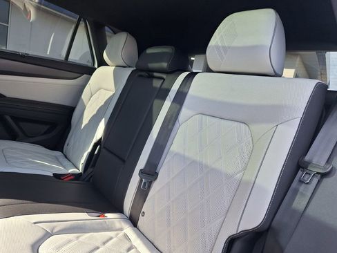 New 2026 Volkswagen Atlas Cross Sport SEL Premium R-Line image 24