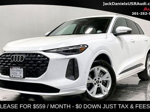 Certified 2025 Audi Q5 Premium w/ Convenience Package AWD/4WD image 1