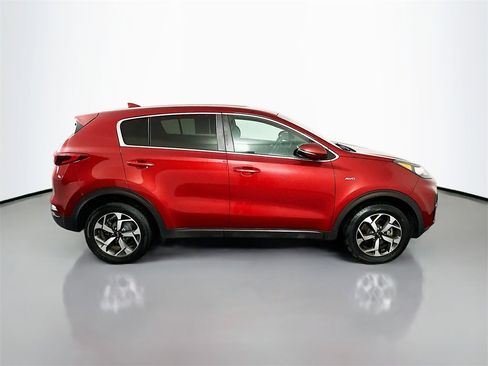 Used 2020 Kia Sportage LX w/ LX Popular Package image 8