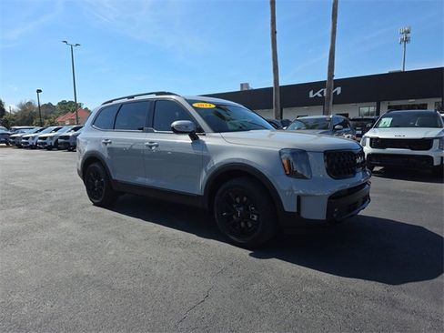 Certified 2024 Kia Telluride SX Prestige X-Pro image 2