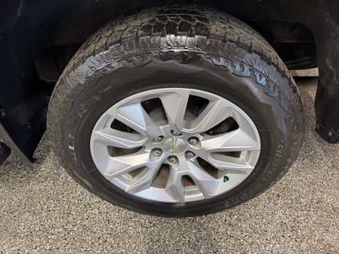 Used 2019 Chevrolet Silverado 1500 Custom w/ Custom Max Trailering Package image 14