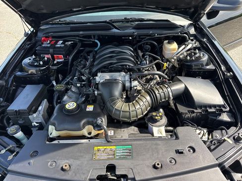 Used 2006 Ford Mustang GT image 26