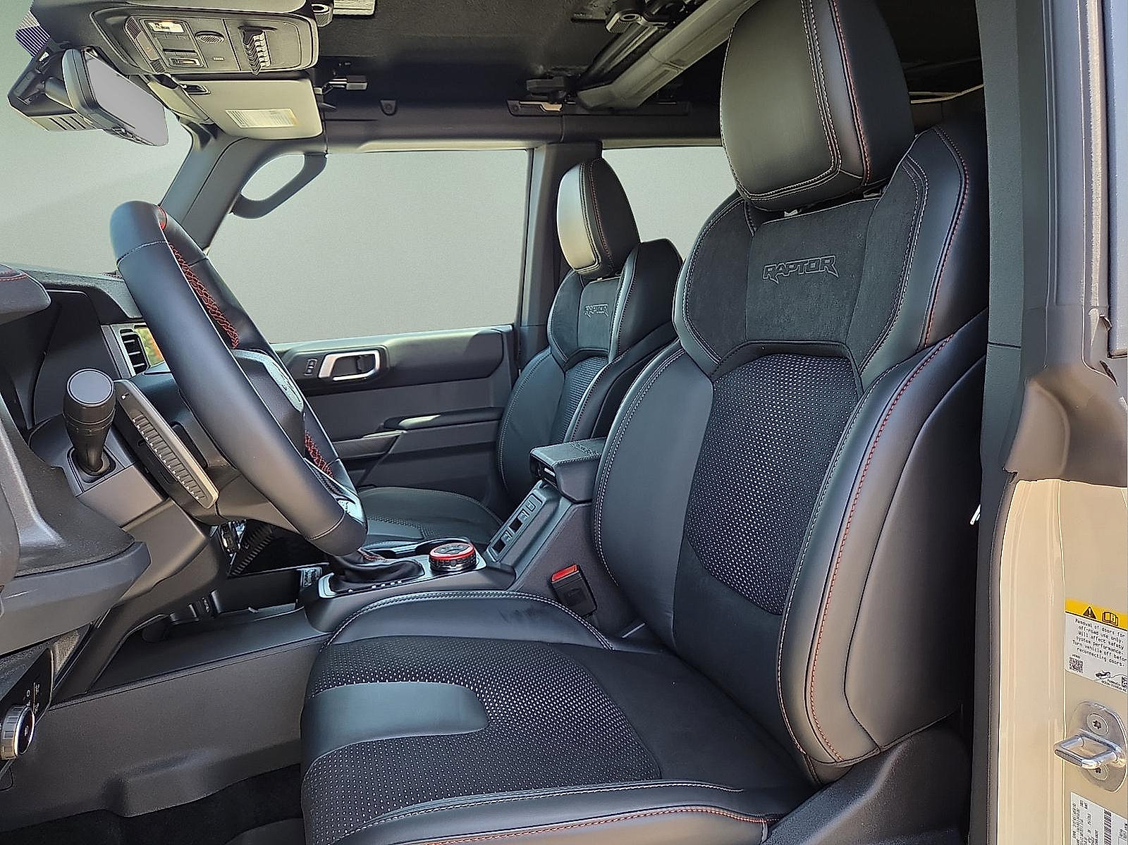 New 2026 Ford Bronco Raptor w/ Interior Carbon Fiber Pack AWD/4WD image 15