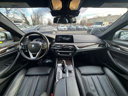 Used 2019 BMW 540i xDrive image 31