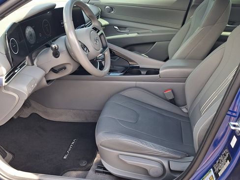 Certified 2023 Hyundai Elantra SEL w/ Convenience Package FWD image 10