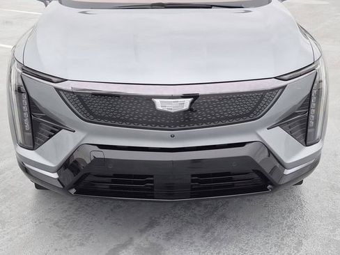 New 2026 Cadillac Optiq Sport 1 w/ LPO, Floor Liner Package image 9