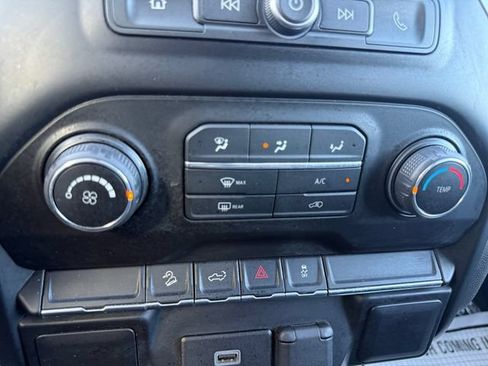Used 2020 Chevrolet Silverado 1500 Custom Trail Boss w/ Custom Convenience Package AWD/4WD image 7