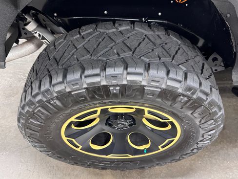 Used 2019 Jeep Wrangler Unlimited Sport S AWD/4WD image 28